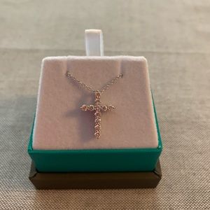 EFFY Diamond Cross necklace